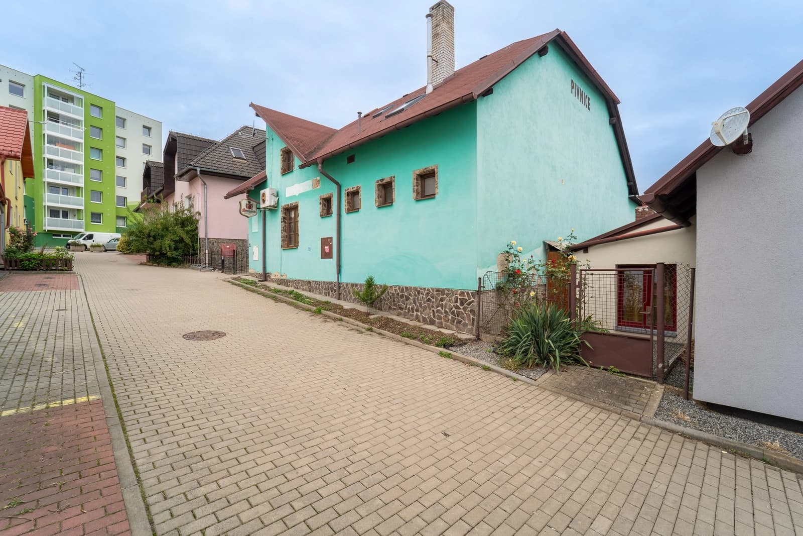 Komerční prostor + byt pod jednou střechou, Havlíčkův Brod