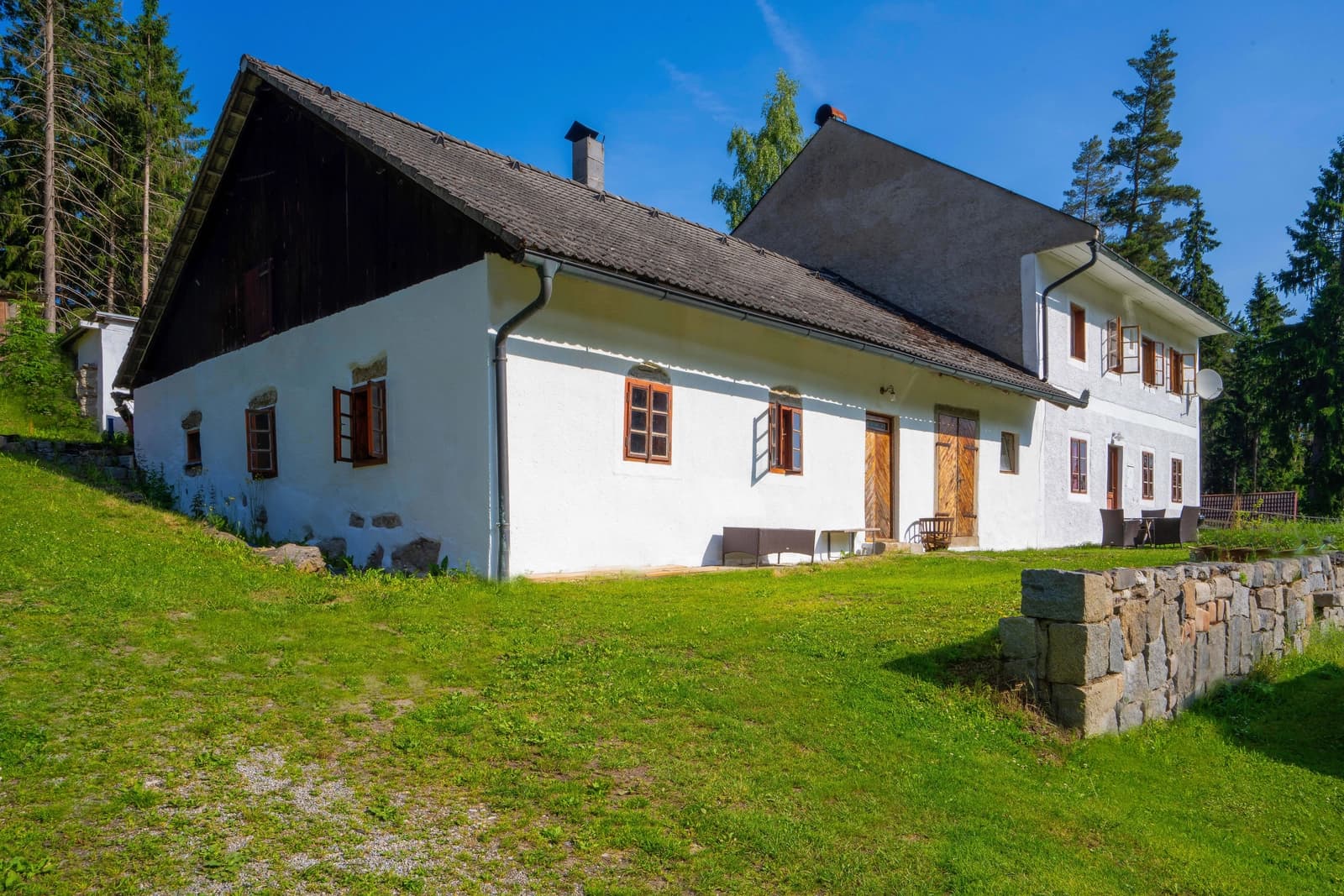 Unikátní usedlost u lipenského jezera - Frýdava